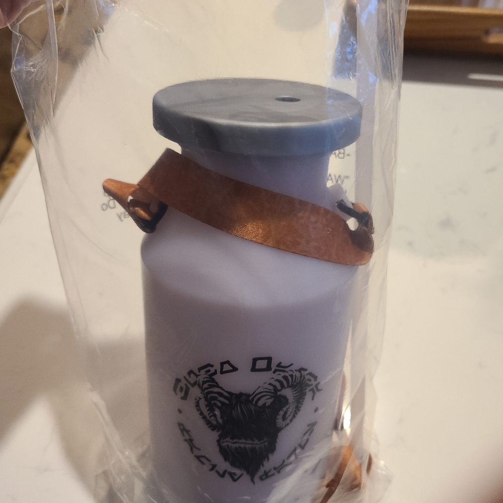 Disney star wars bubo wamba milk jug
